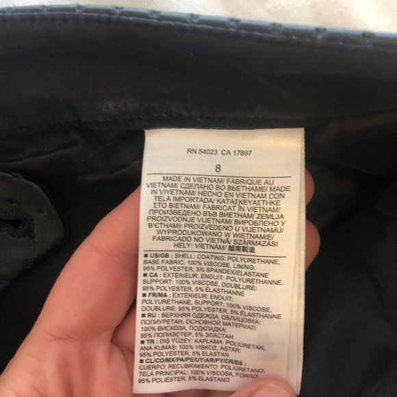 Banana Republic leatherette shorts - Picture 4 of 7